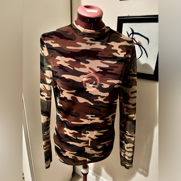 LRG- Camo Tulle Top - Picture 1 of 3